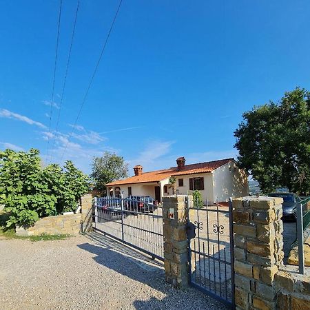 Apartment Moon Pobegi Екстериор снимка