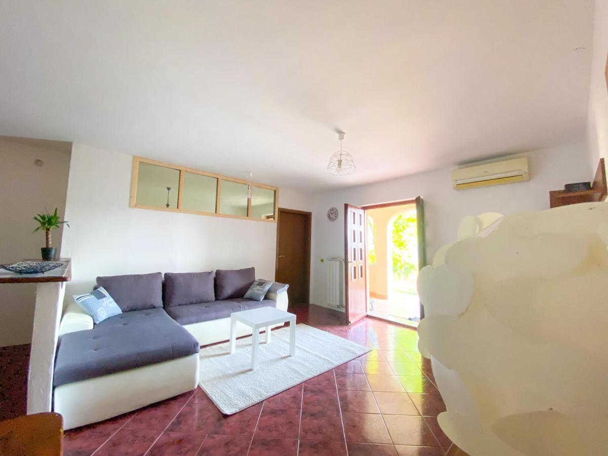 Apartment Moon Pobegi Екстериор снимка