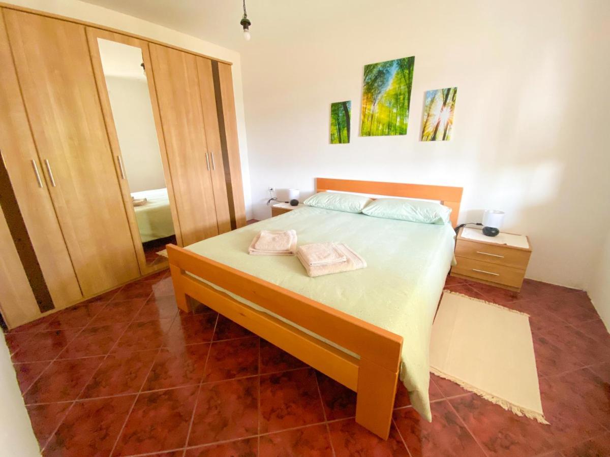 Apartment Moon Pobegi Екстериор снимка